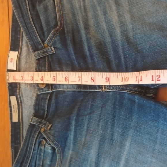 AG The Stilt Cigarette leg jeans. Size 30R. Good used condition, hole in knee. - Picture 12 of 13